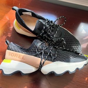 Sorel Kinetic Impact Lace Sneaker Size 8